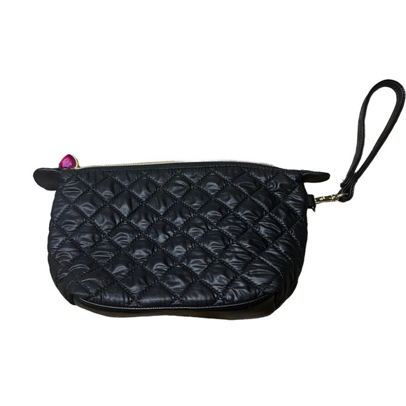 BETSEY JOHNSON Quilted Cosmetic Case in Classic Black w/ Pink Roses Lining - Picture 2 of 6